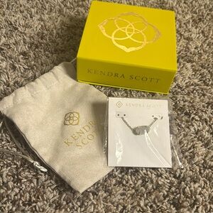 silver kendra scott necklace